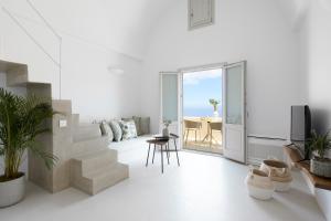 Star Infinity Suites Santorini Greece