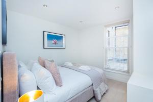 Deluxe One-Bedroom Apartment room in Urban Chic - Covent Garden
