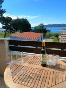 The Sunshine Apartment near Split and beach
