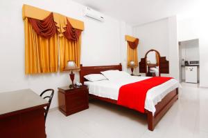 Hotel Versailles Internacional