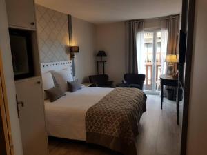 Hotels Le Trophee By M Hotel Spa : photos des chambres