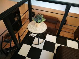 Amelia Apts & Rooms img147