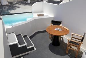 Kalisti Hotel & Suites Santorini Greece