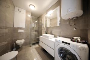 Luxury Sunset Penthouse with Seaview