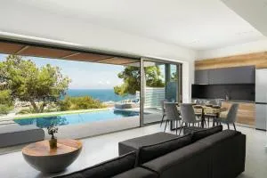 NV Two - Áyios Matthaíos