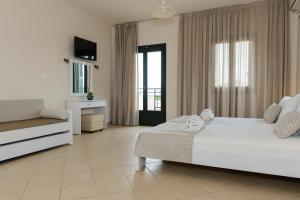 So Nice Hotel Samos Greece