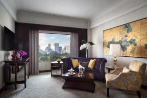 Suite Gia đình 2 phòng ngủ (Family Two Bedroom Suite)