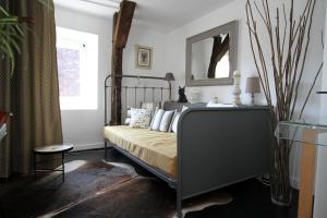 B&B / Chambres d'hotes Les Bories in the city - Bed & Breakfast : photos des chambres