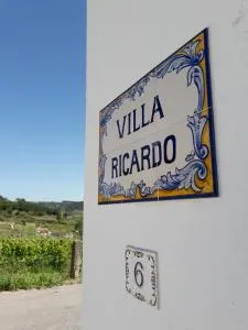 Villa Ricardo - Carvalhal Bemfeito
