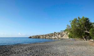 Beachfront Villa on Crete - Kirvas Lasithi Greece