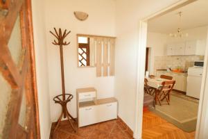 One-Bedroom Apartment with Terrace and Sea View room in Apartments by the sea Zadar - Diklo Zadar - 5925