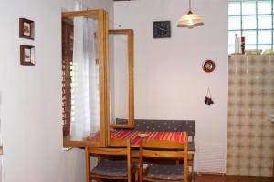 Studio with Terrace and Sea View room in Apartments by the sea Nemira Omis - 4277