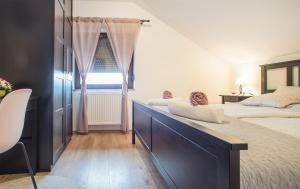 Holiday Home Dandelion with Hot Tub & Sauna