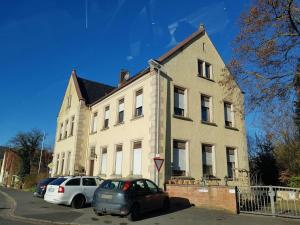 Apartmán alte SCHULE Schmerlenbach 1903 Wohnung 60m² Hösbach Německo