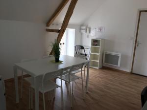 Acca larentia photo 21