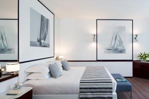 Family Room (2 Adults + 2 Children) room in Starhotels President