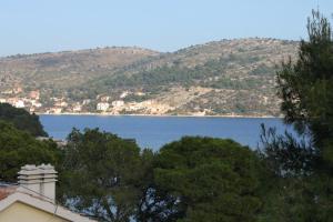 Two-Bedroom Apartment with Terrace and Sea View room in Apartments by the sea Rogoznica - 3262