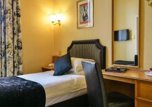 Single Room room in Cairndale Hotel And Leisure Club
