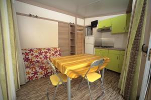 Bungalow Camping Dal Pino Marina di Massa Italien