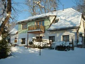 霍尼拉诺夫小屋酒店 - 卡尔帕奇