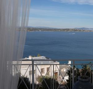 Spetses Elegant residence with Panoramic view by GHH Spetses Greece