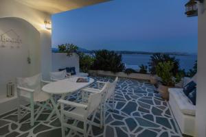 Spetses Elegant residence with Panoramic view by GHH Spetses Greece