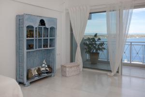 Spetses Elegant residence with Panoramic view by GHH Spetses Greece