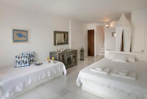 Spetses Elegant residence with Panoramic view by GHH Spetses Greece
