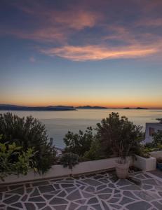 Spetses Elegant residence with Panoramic view by GHH Spetses Greece