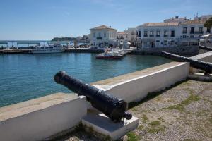 Spetses Elegant residence with Panoramic view by GHH Spetses Greece