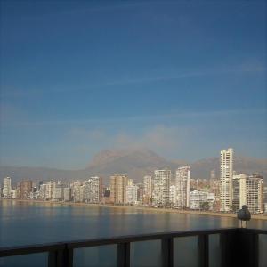 Benidorm Gemelos Sealine