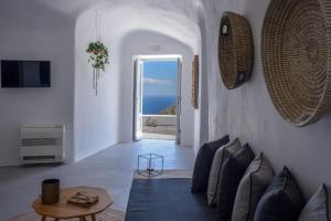 Delilah Villa by Senses Collection Santorini Greece