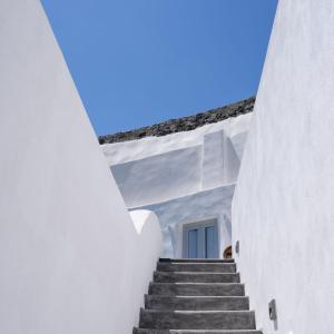 Delilah Villa by Senses Collection Santorini Greece