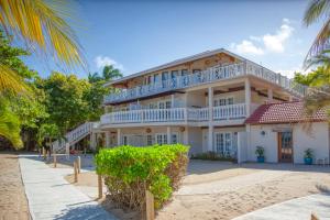 The Colonial at Jaguar Reef