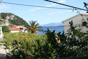 Two-Bedroom Apartment with Balcony and Sea View room in Apartments with a parking space Zivogosce - Porat Makarska - 1055