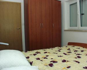One-Bedroom Apartment with Terrace and Sea View room in Apartments with WiFi Rabac Labin - 2323
