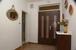 Two-Bedroom Apartment with Terrace room in Apartments by the sea Podaca Makarska - 2576