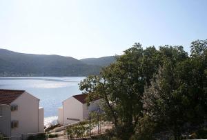 Triple Room with Balcony and Sea View room in Apartments and rooms by the sea Slano Dubrovnik - 2681