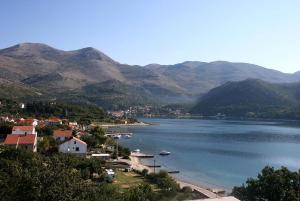 One-Bedroom Apartment with Balcony and Sea View room in Apartments and rooms by the sea Slano Dubrovnik - 2681