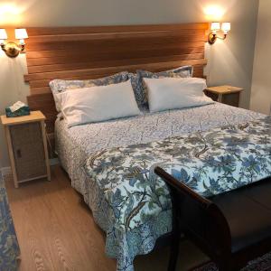 Gibsons Harbour Retreat