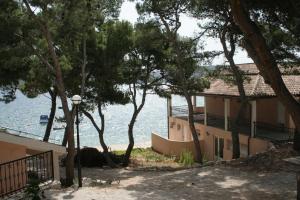 One-Bedroom Apartment with Terrace and Sea View room in Apartments by the sea Rogoznica - 3094