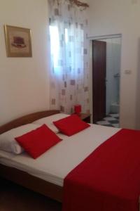 Two-Bedroom Apartment with Terrace room in Apartments by the sea Arbanija Ciovo - 4320