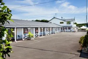 Accommodation at Te Puna Motel - Whakamarama