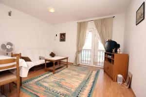 Two-Bedroom Apartment with Terrace and Sea View room in Apartments by the sea Mastrinka Ciovo - 4647