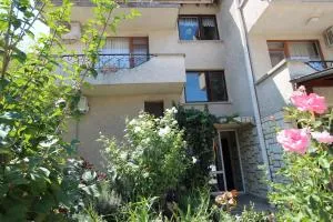 Izgrev Sarafovo - Lŭka