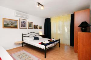 Apartments with parking space Selce, Crikvenica - 5366