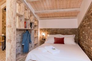 Agion Apostolon Loft!