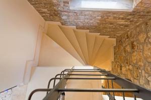 Agion Apostolon Loft!