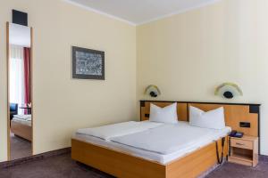Comfort Single Room room in AZIMUT Hotel Dresden