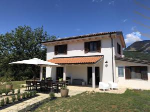 Chalet Luxurious Holiday Home in Bagni di Lucca with Pool Bagni di Lucca Italie